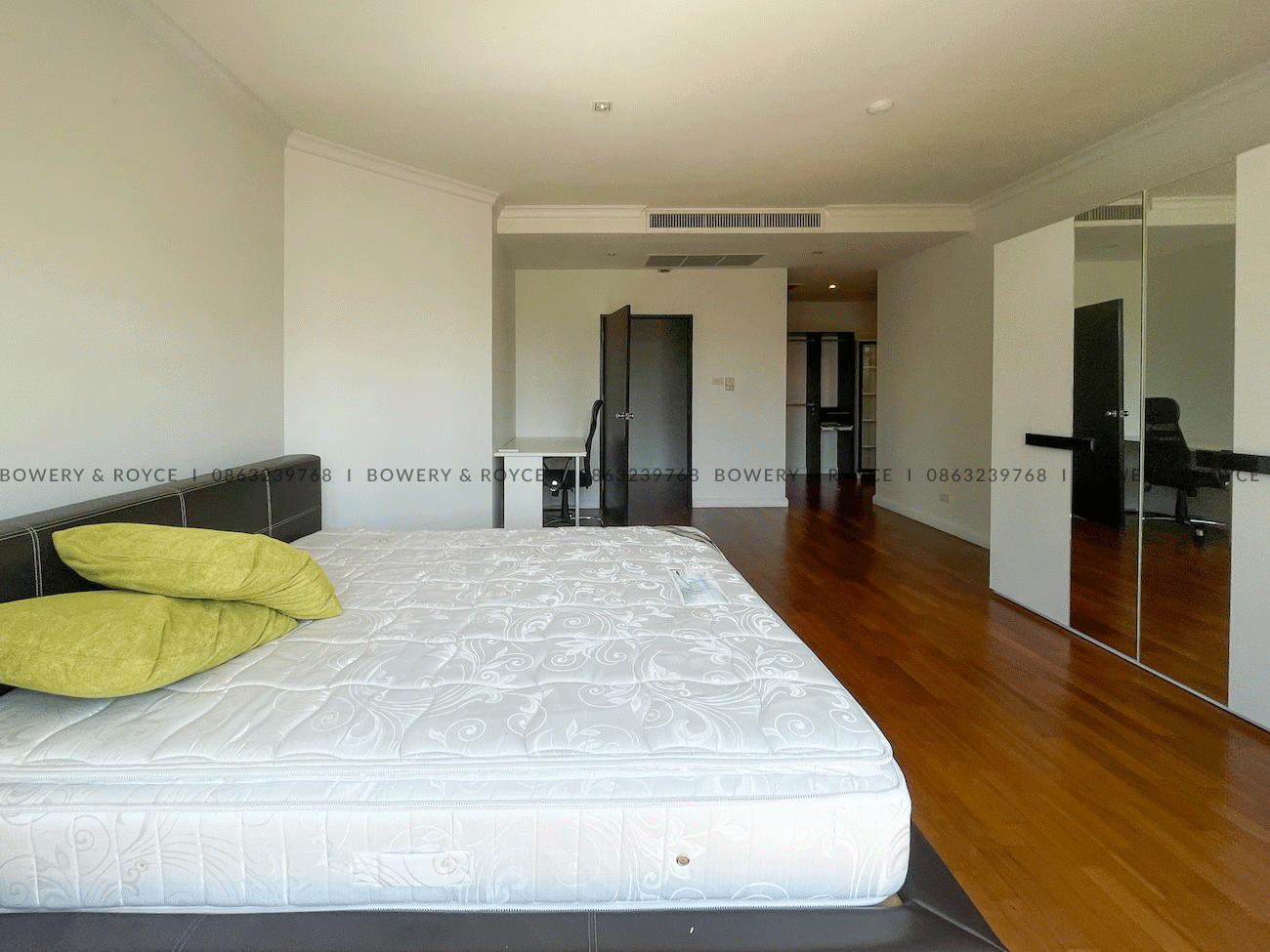 Luxury 3-Bedroom Condo for Rent in Sukhumvit 39 near BTS Phrom Phong