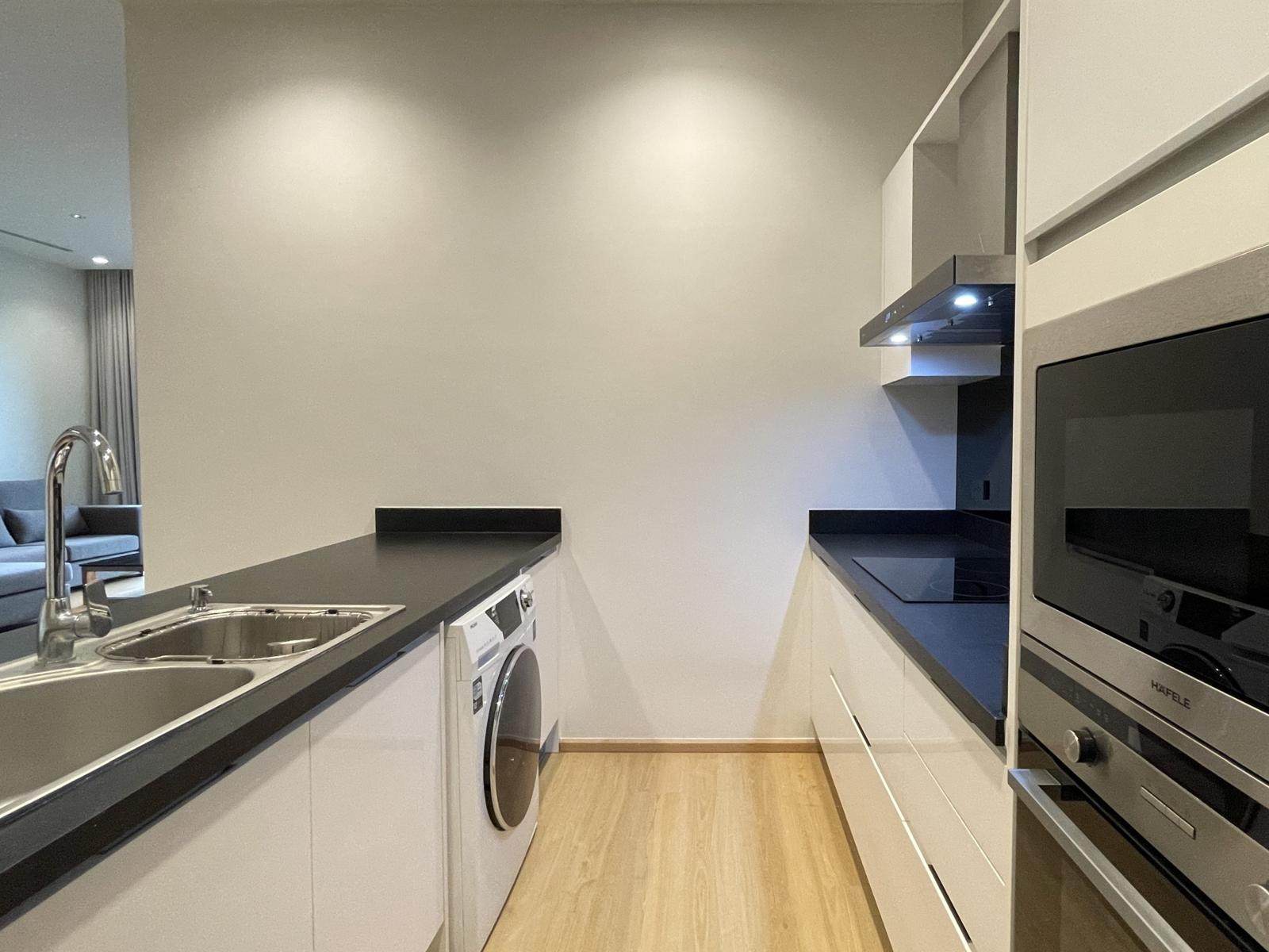 Modern 2 Bedroom, 2 Bathroom Condo for Rent in Sukhumvit 26