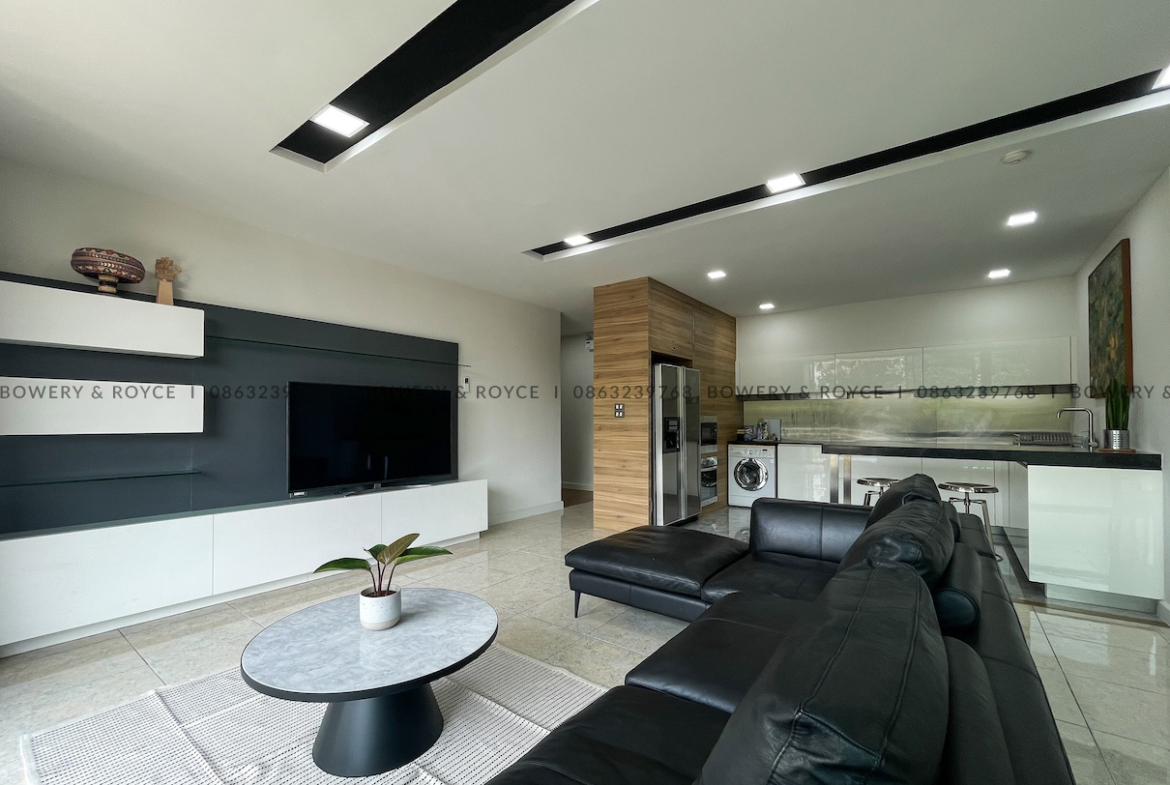 Spacious 2 Bedroom Condo for Rent in Phra Khanong – Pet Friendly, Near BTS