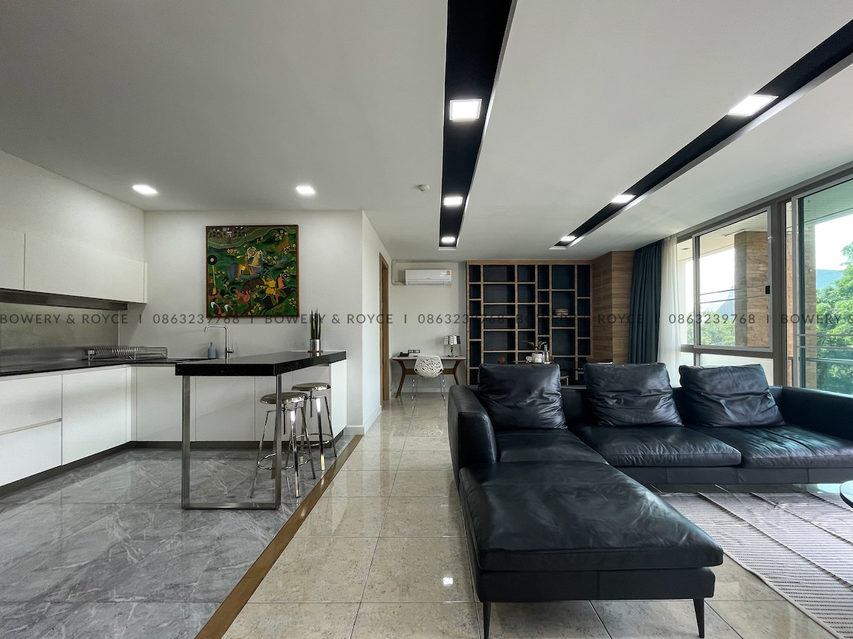 Spacious 2 Bedroom Condo for Rent in Phra Khanong – Pet Friendly, Near BTS