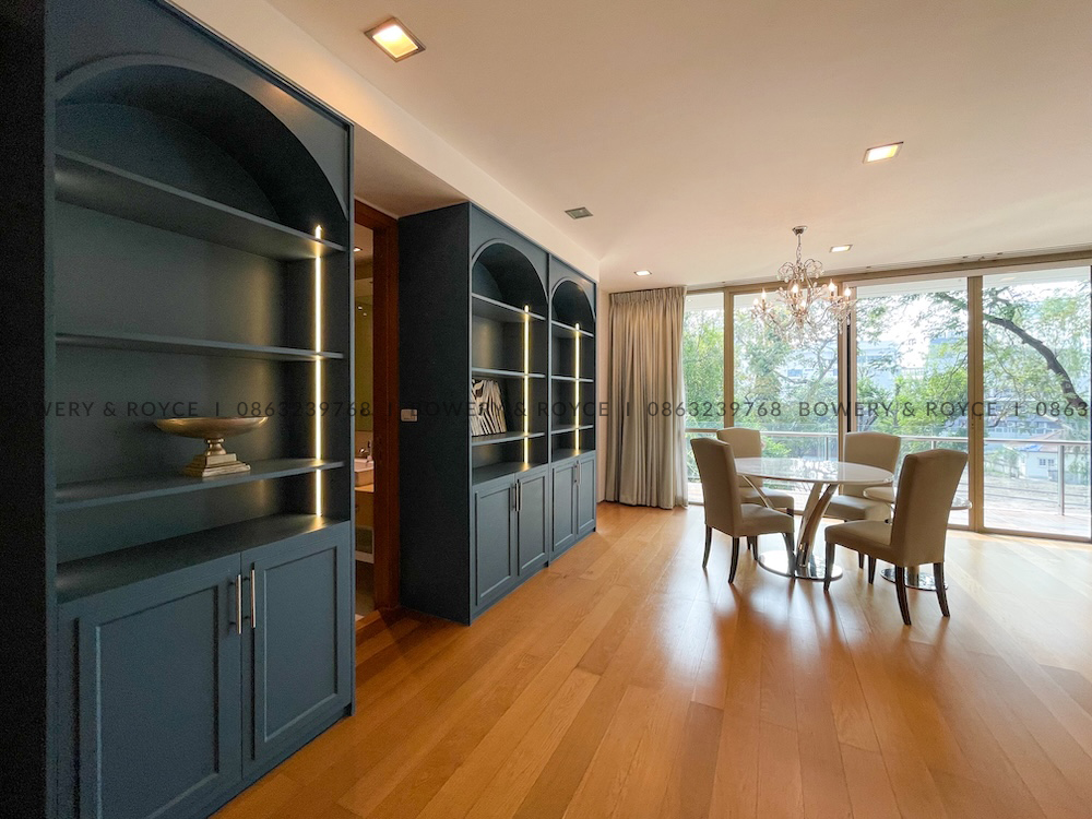 Beautiful Two-Bedroom Condo for Rent in Phra Khanong