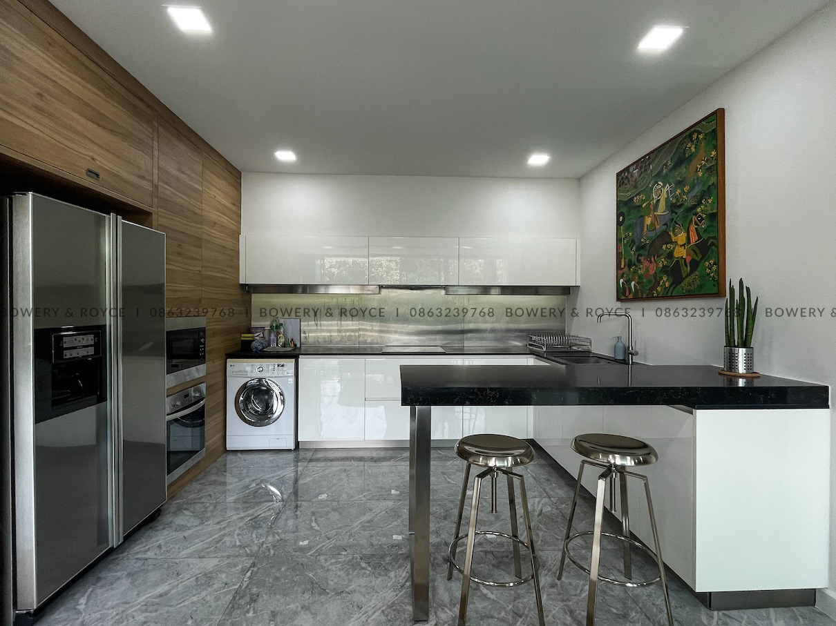 Spacious 2 Bedroom Condo for Rent in Phra Khanong – Pet Friendly, Near BTS