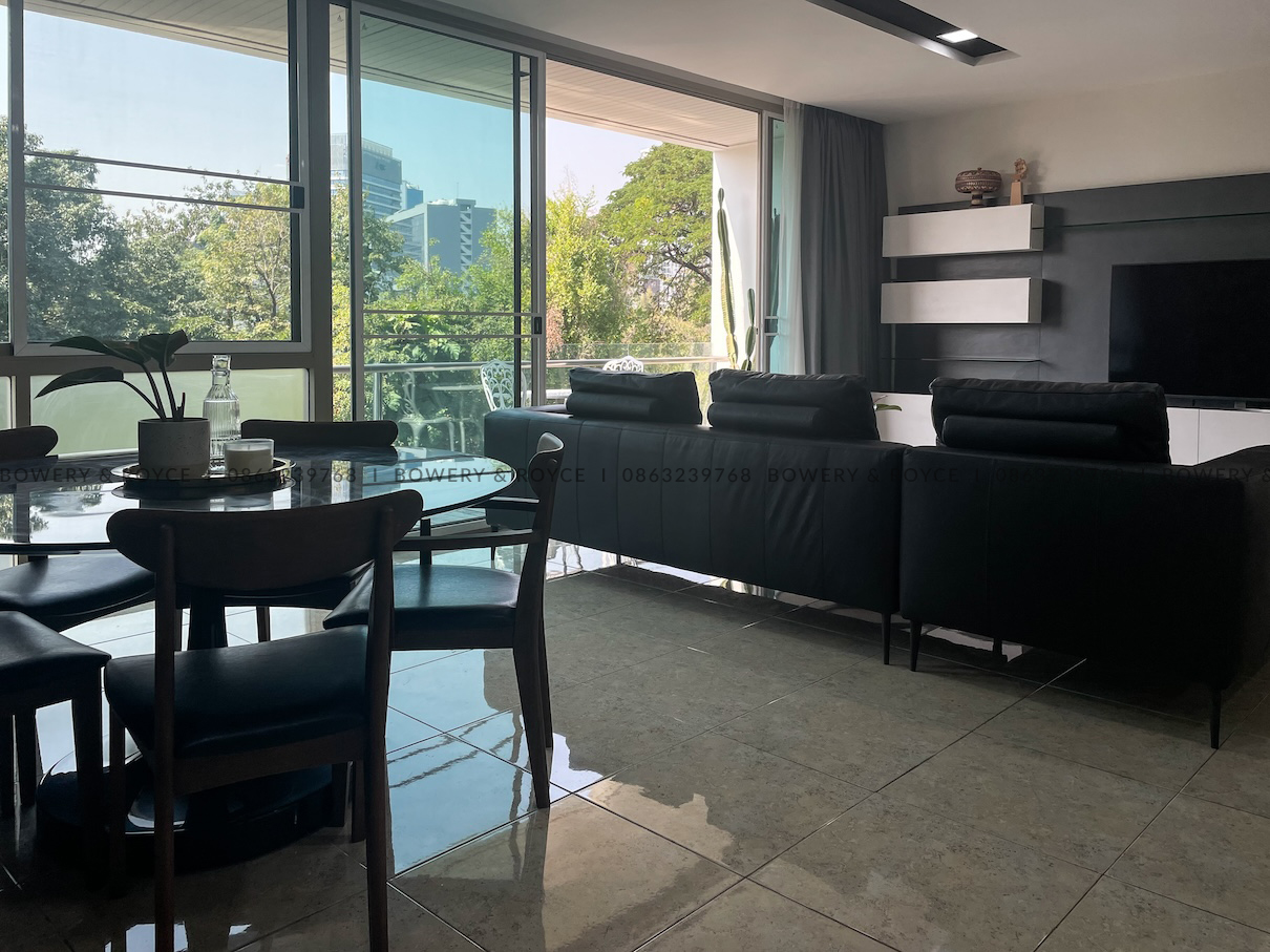 Spacious 2 Bedroom Condo for Rent in Phra Khanong – Pet Friendly, Near BTS