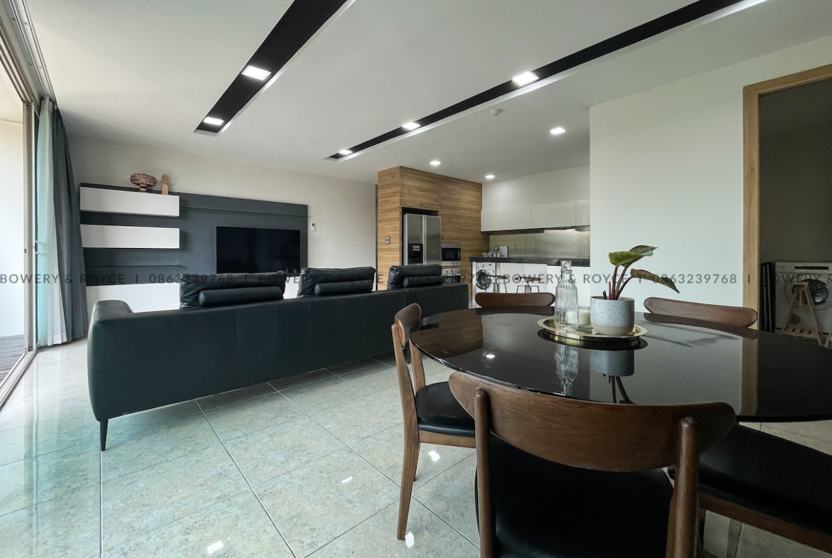 Spacious 2 Bedroom Condo for Rent in Phra Khanong – Pet Friendly, Near BTS