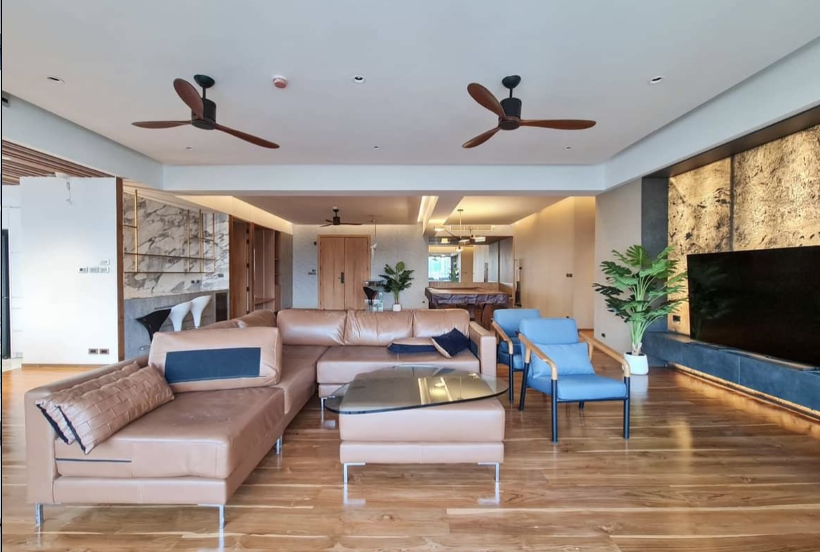 Spacious 4-Bedroom Apartment for Rent near BTS Ekkamai, Sukhumvit 63