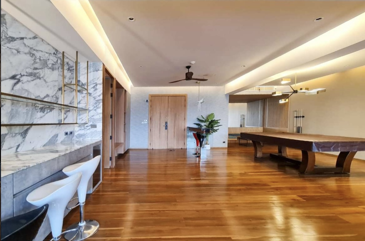 Spacious 4-Bedroom Apartment for Rent near BTS Ekkamai, Sukhumvit 63
