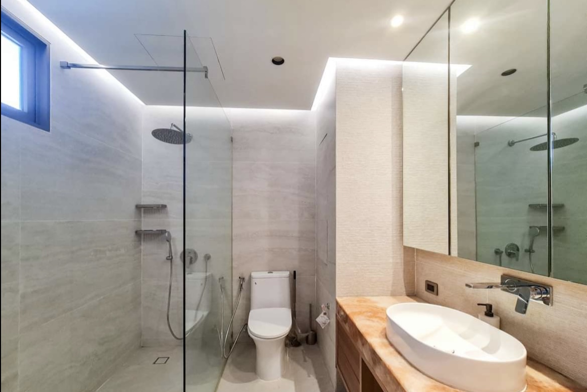 Spacious 4-Bedroom Apartment for Rent near BTS Ekkamai, Sukhumvit 63