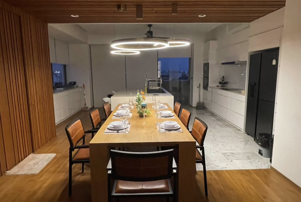 Spacious 4-Bedroom Apartment for Rent near BTS Ekkamai, Sukhumvit 63