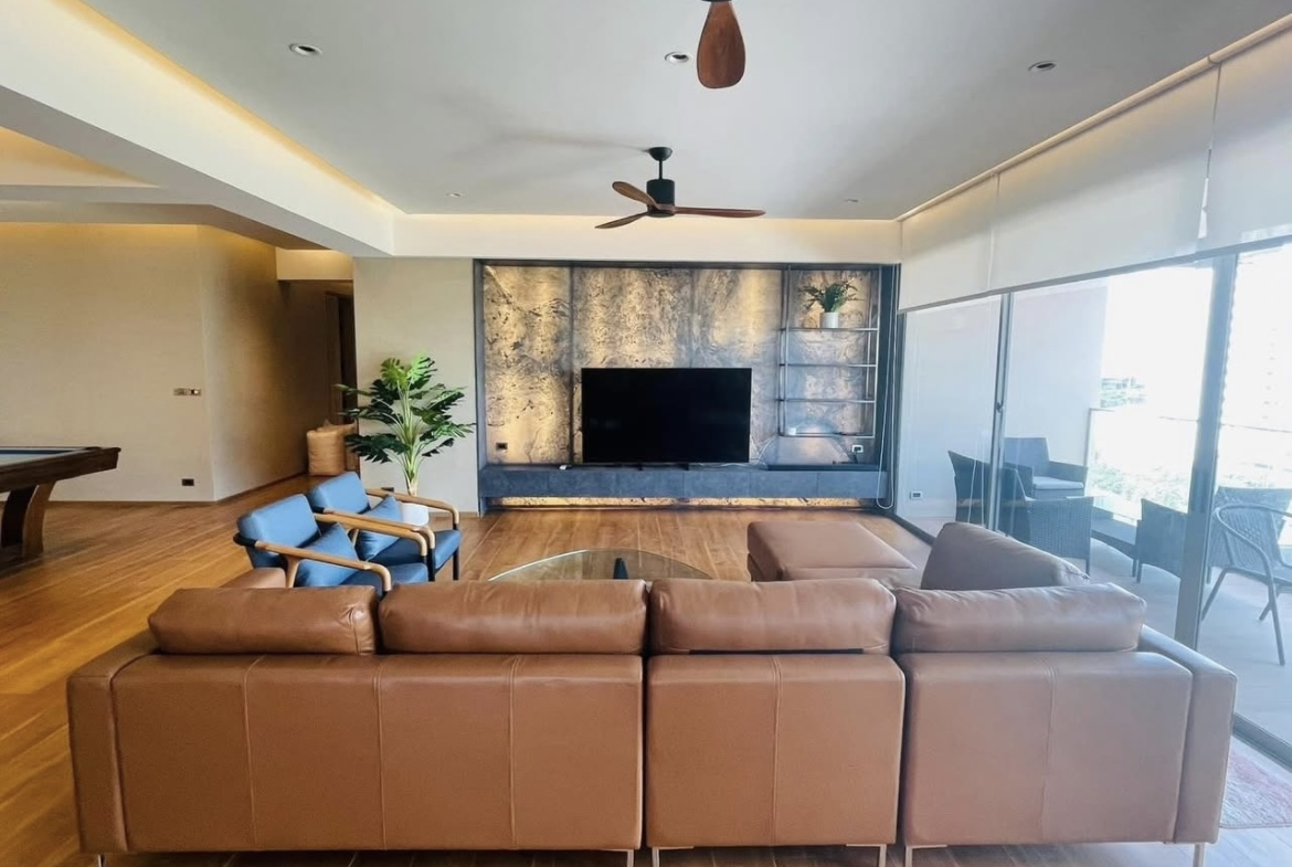 Spacious 4-Bedroom Apartment for Rent near BTS Ekkamai, Sukhumvit 63