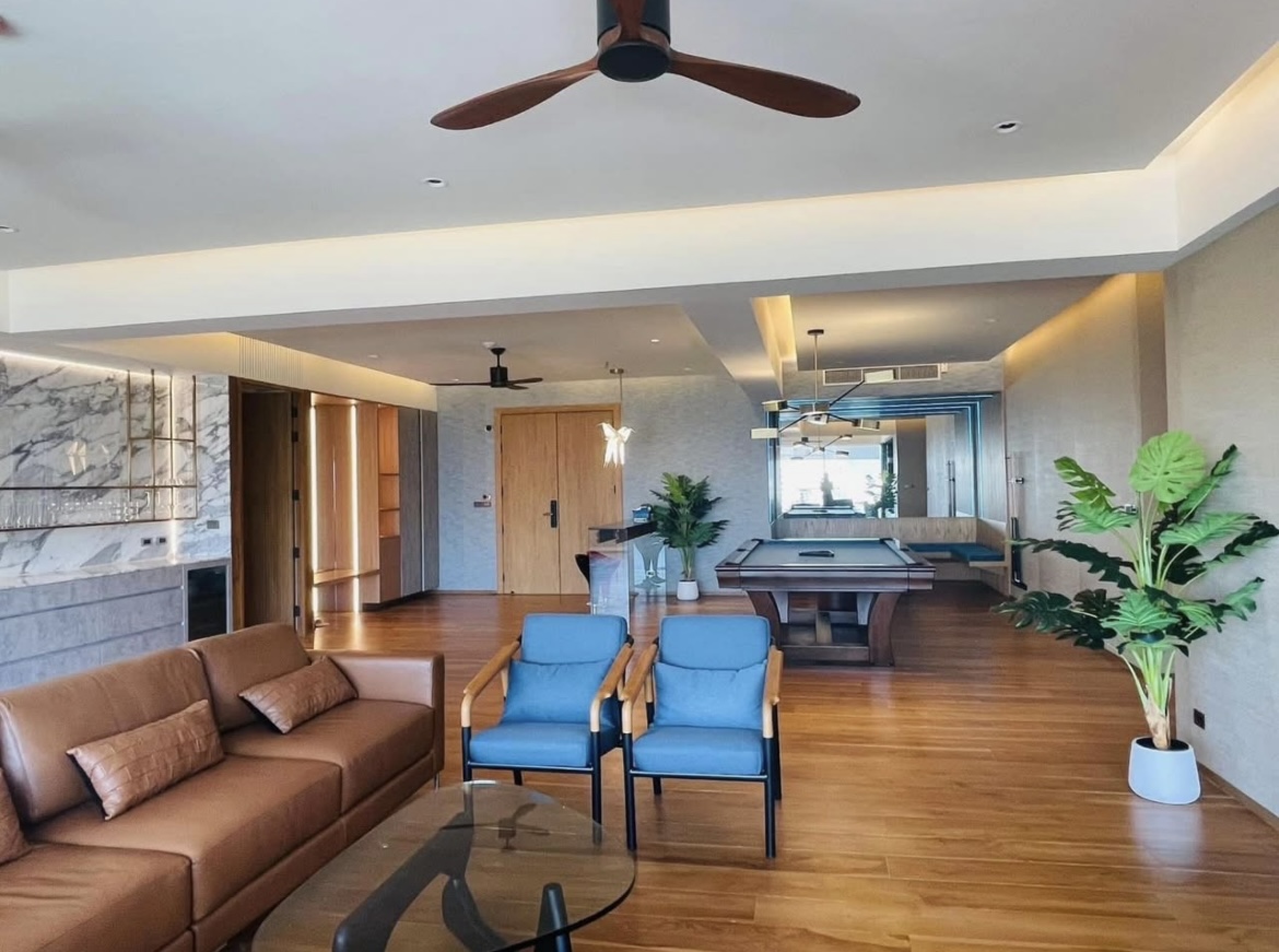 Spacious 4-Bedroom Apartment for Rent near BTS Ekkamai, Sukhumvit 63