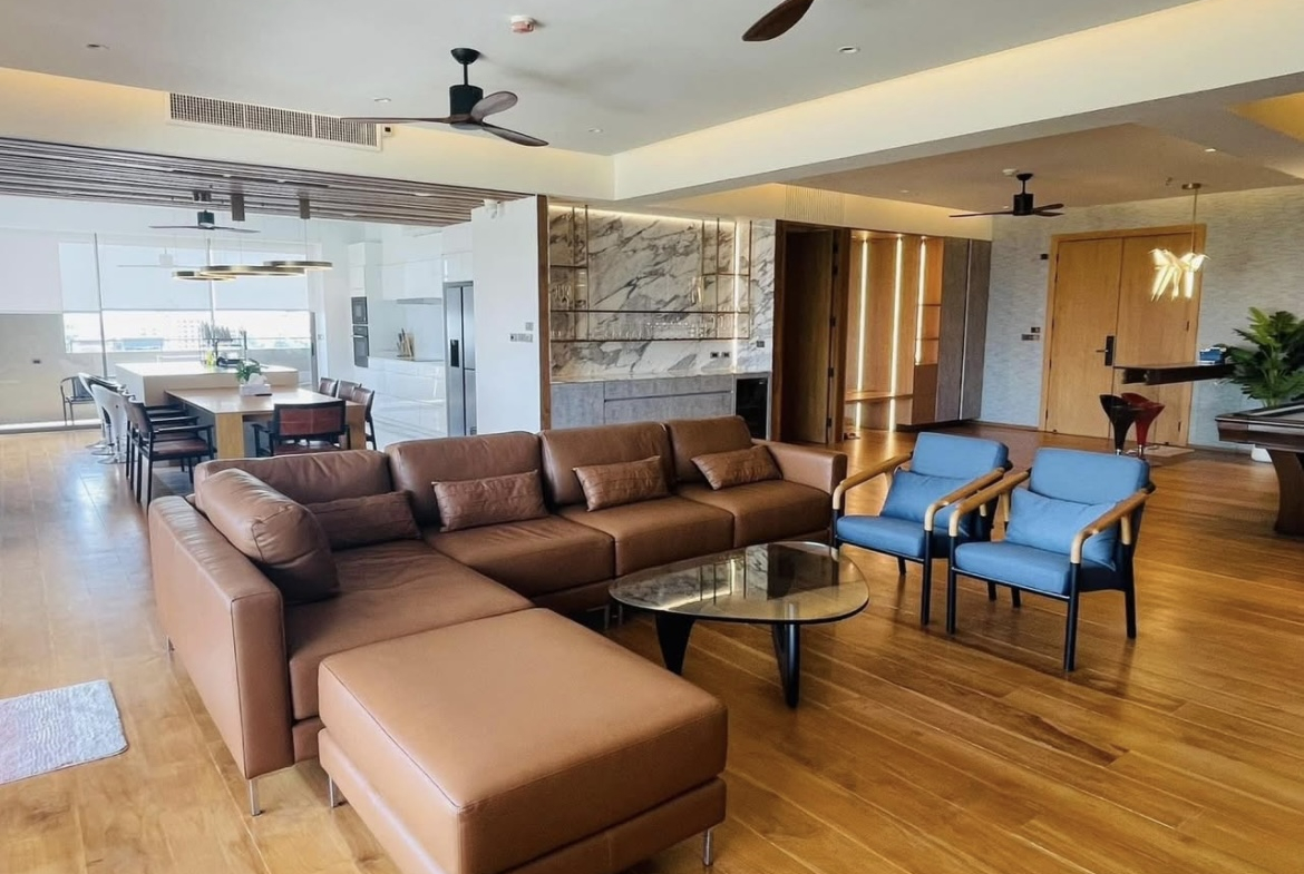 Spacious 4-Bedroom Apartment for Rent near BTS Ekkamai, Sukhumvit 63