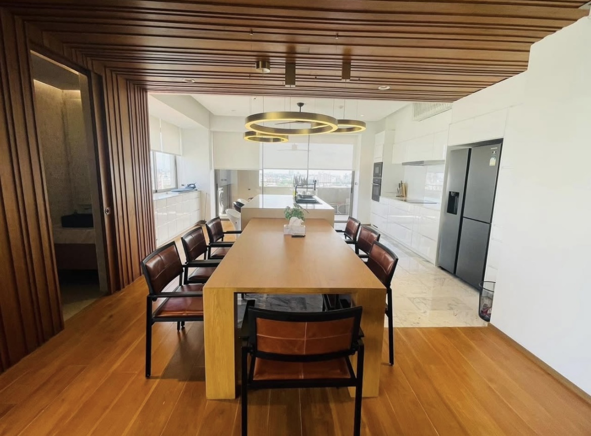 Spacious 4-Bedroom Apartment for Rent near BTS Ekkamai, Sukhumvit 63