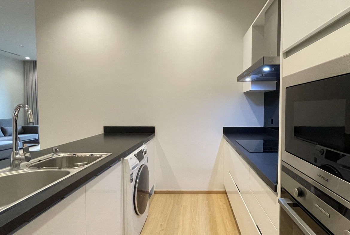 Modern 2 Bedroom, 2 Bathroom Condo for Rent in Sukhumvit 26