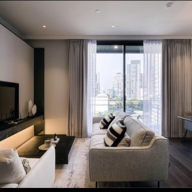Modern two-bedroom condo for rent at LAVIQ Sukhumvit 57