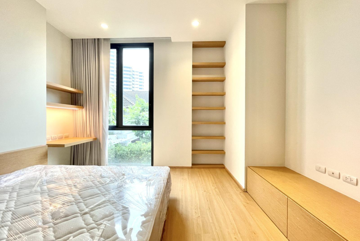 Modern 2 Bedroom, 2 Bathroom Condo for Rent in Sukhumvit 26