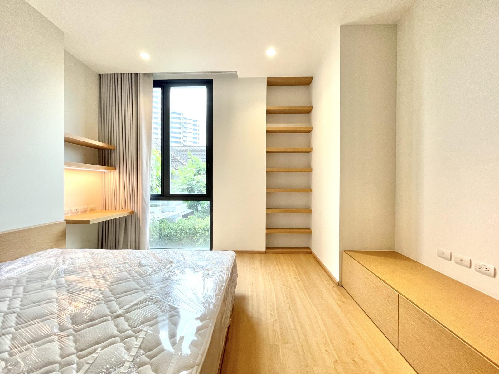 Modern 2 Bedroom, 2 Bathroom Condo for Rent in Sukhumvit 26