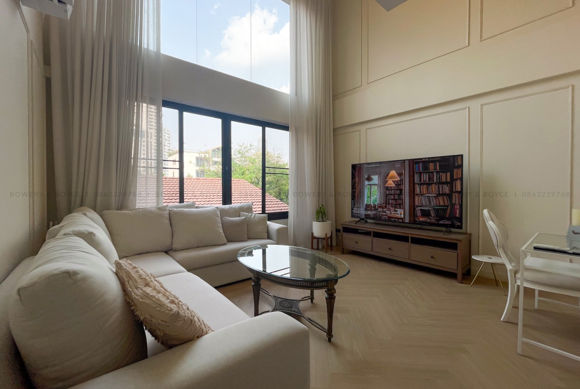 Beautiful Four-Storey Townhouse for Rent in Thong Lor
