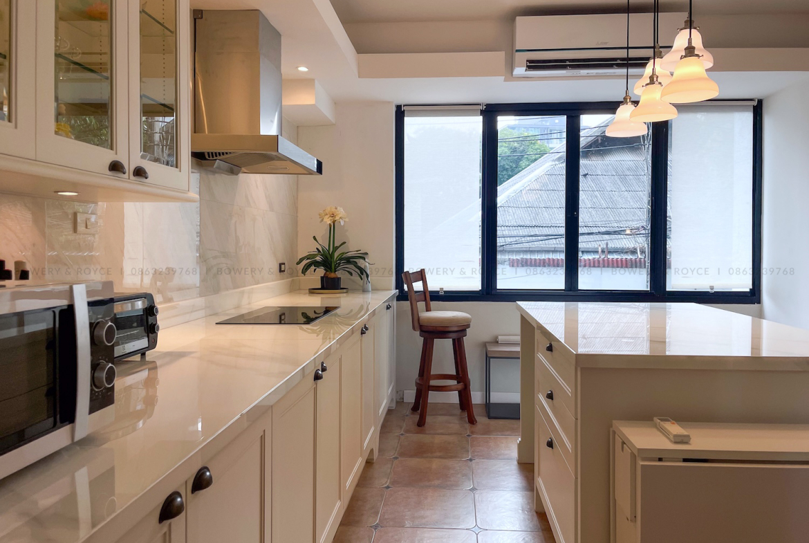 Beautiful Four-Storey Townhouse for Rent in Thong Lor