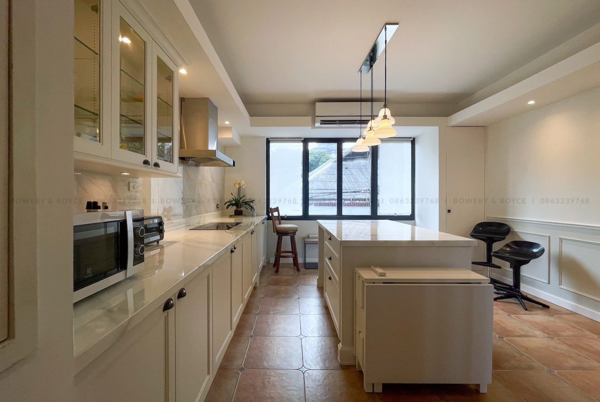 Beautiful Four-Storey Townhouse for Rent in Thong Lor
