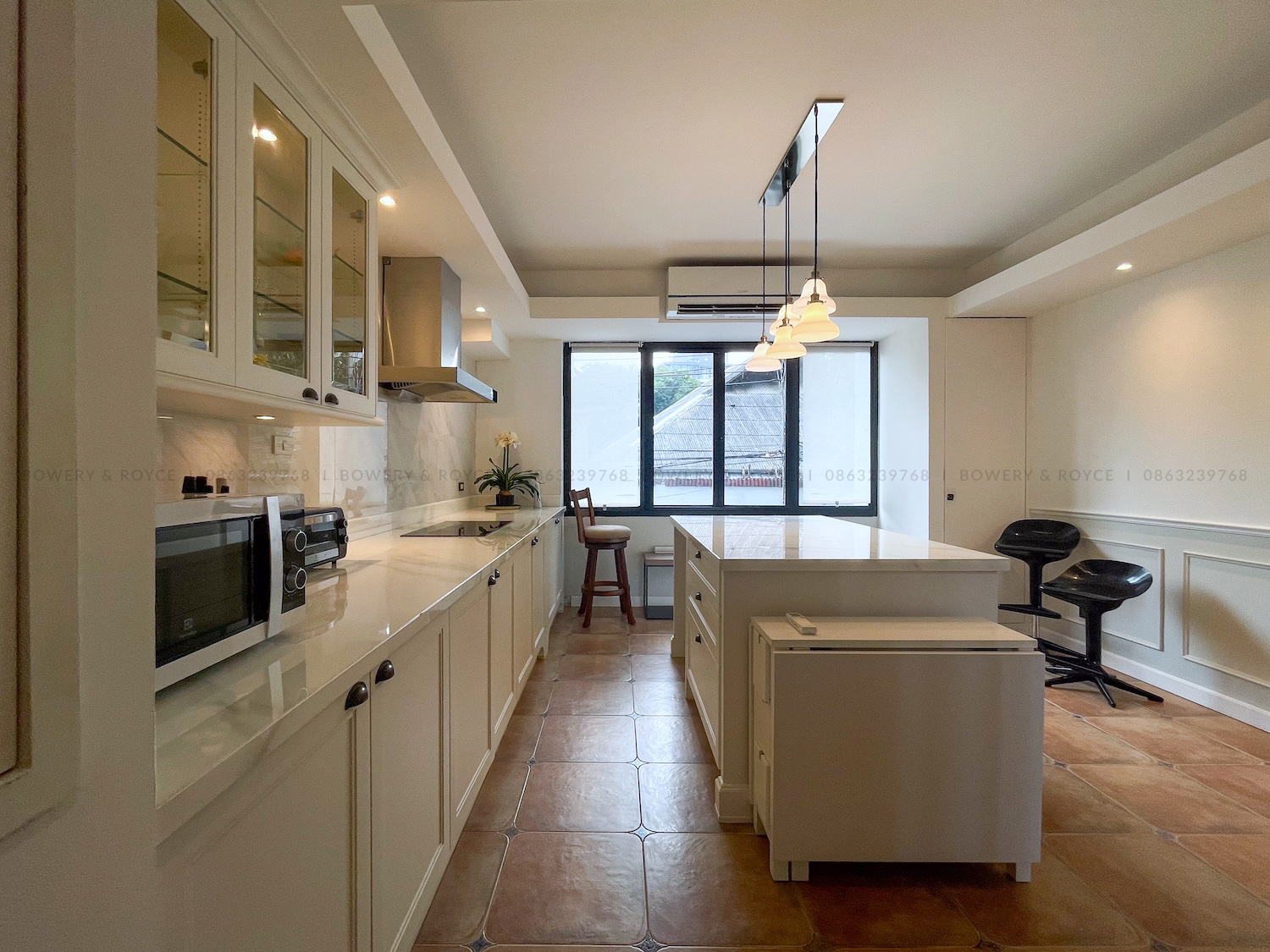 Beautiful Four-Storey Townhouse for Rent in Thong Lor