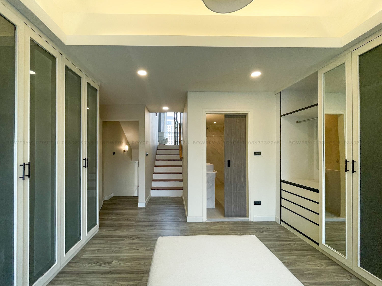 Beautiful Four-Storey Townhouse for Rent in Thong Lor