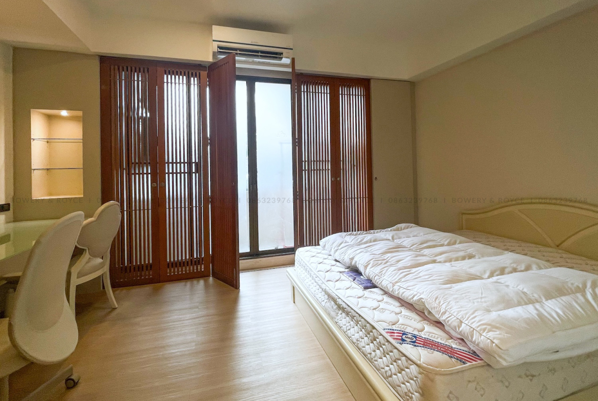 Beautiful Four-Storey Townhouse for Rent in Thong Lor