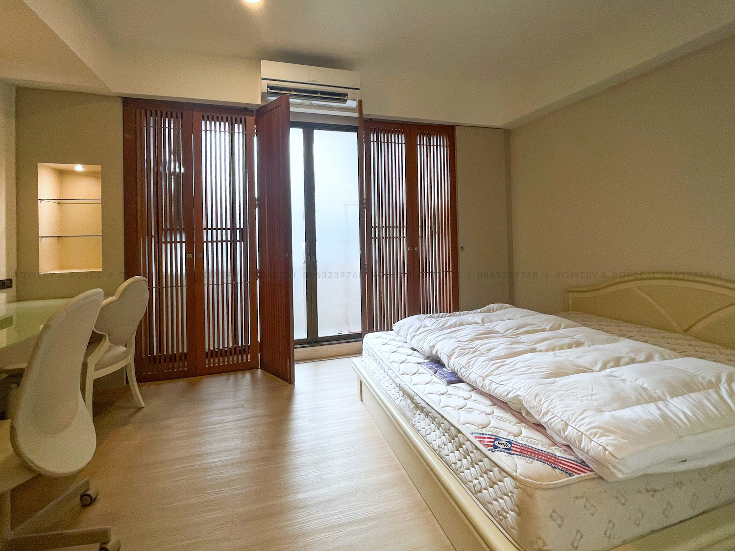 Beautiful Four-Storey Townhouse for Rent in Thong Lor