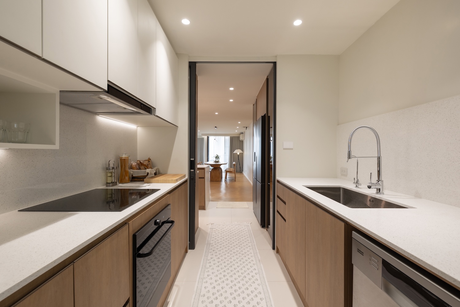 Spacious Three bedroom pet friendly condo for rent in Thong Lor