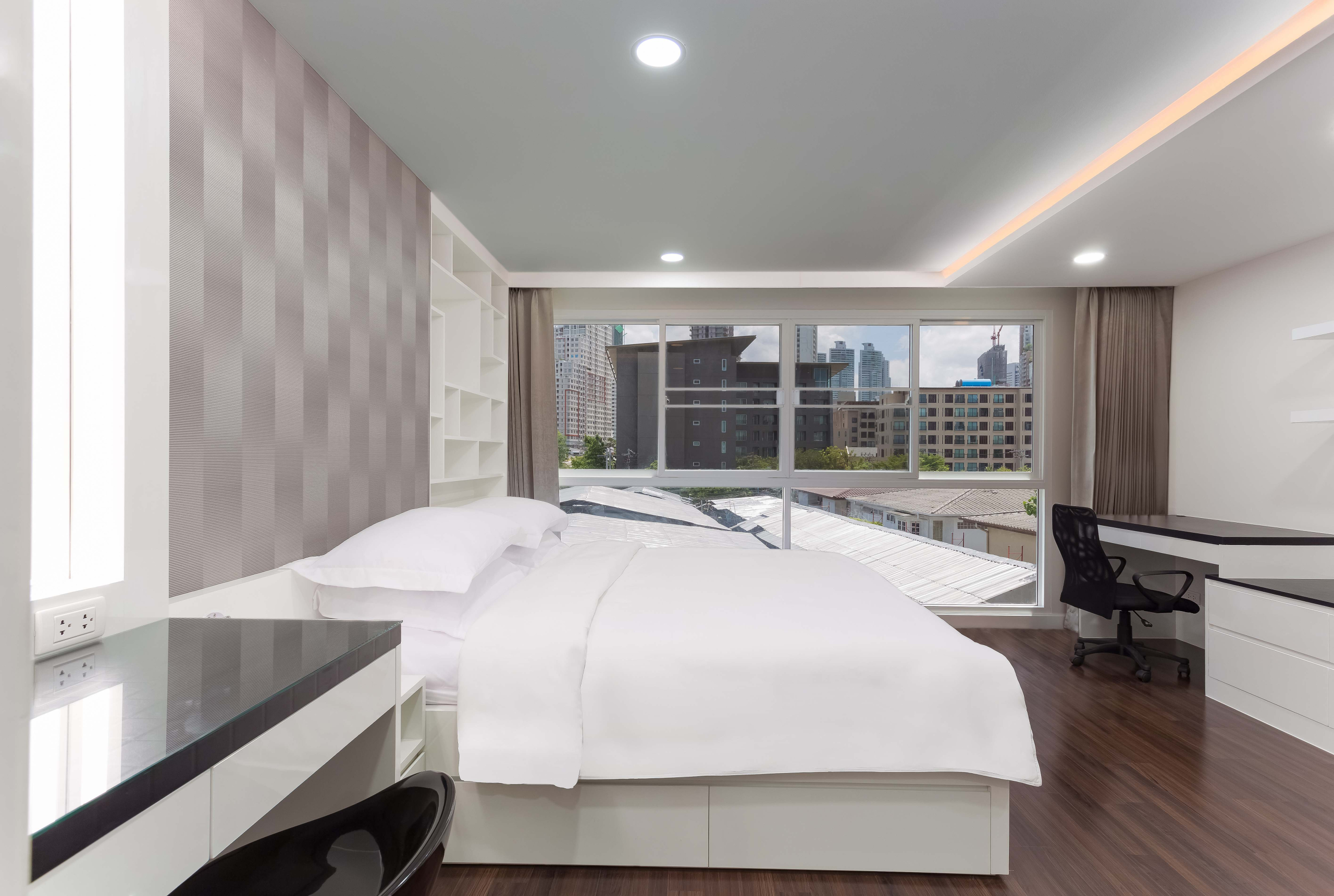 1B – Bedroom Spacious 1-Bedroom Condo for Rent in Phrom Phong, Sukhumvit 26 – Prime Location
