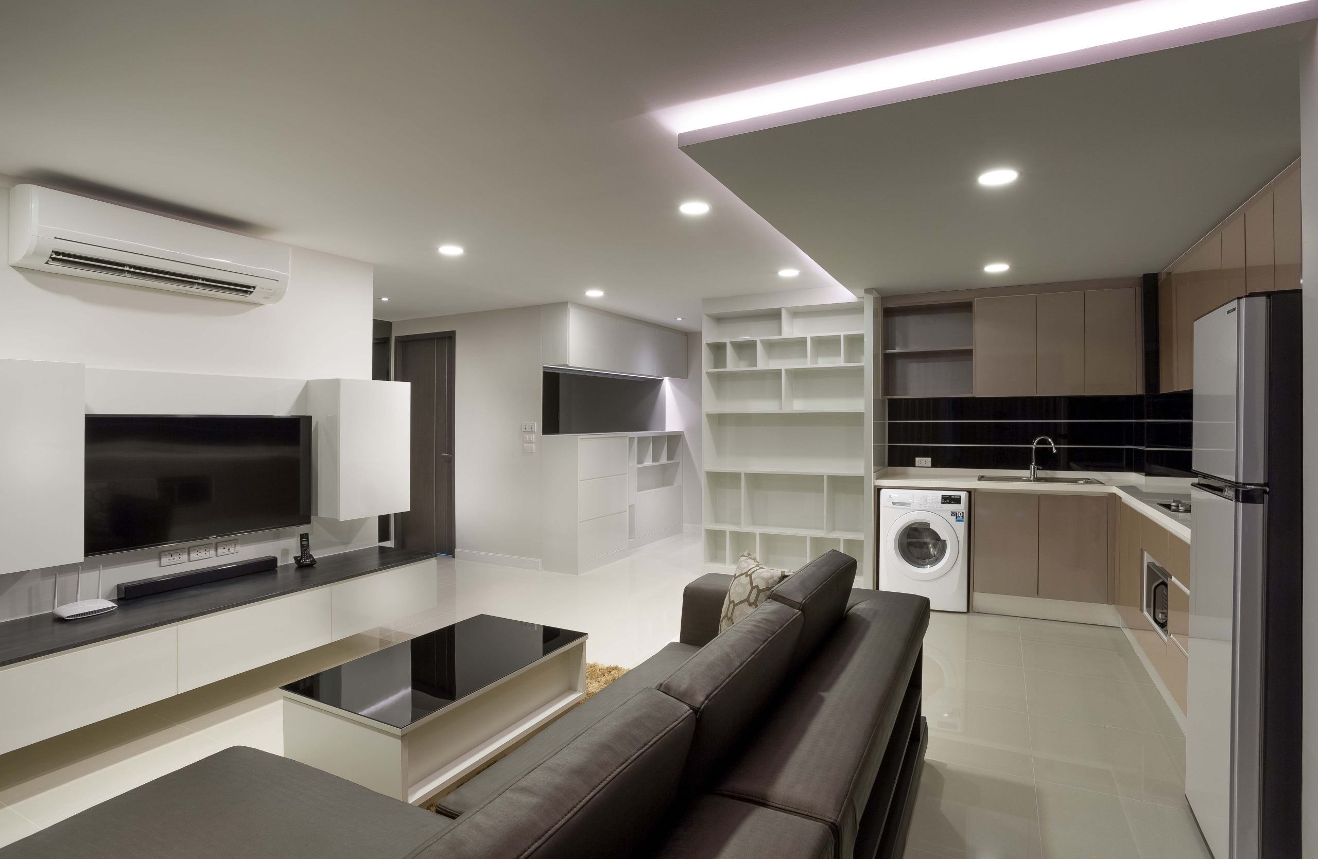 2B – Living (2) Spacious Two-Bedroom Condo for Rent in Phrom Phong, Sukhumvit 26