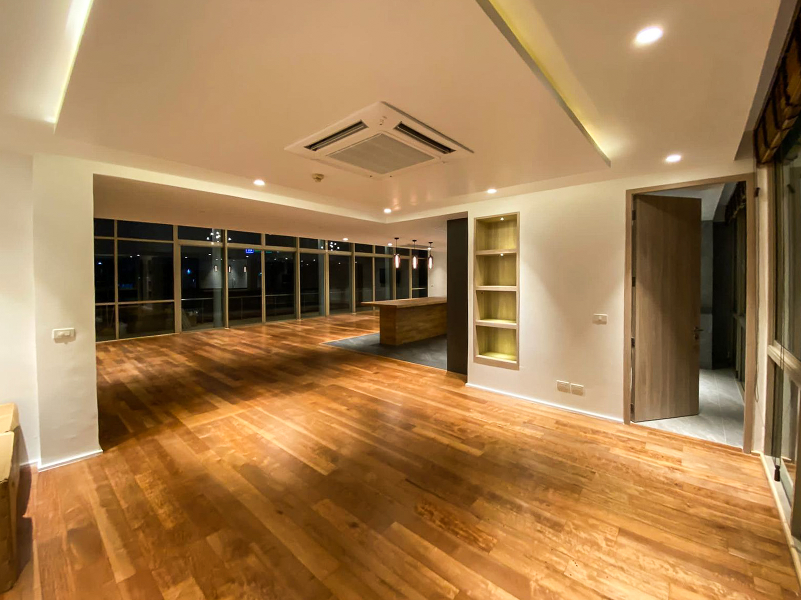 Luxury 5 Bedroom Penthouse for Rent in Phra Khanong – 375 sqm with Stunning Green Views