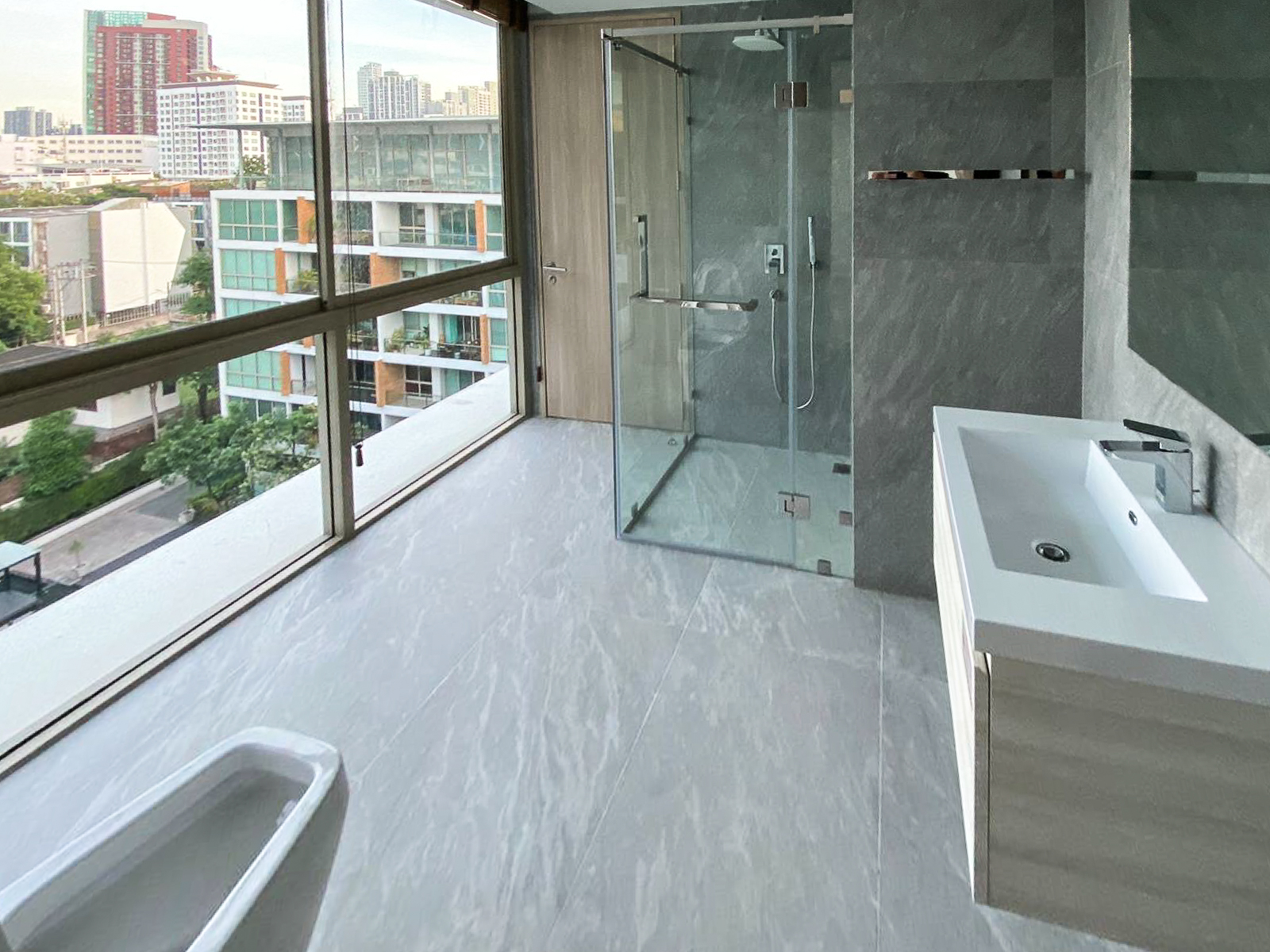 Luxury 5 Bedroom Penthouse for Rent in Phra Khanong – 375 sqm with Stunning Green Views