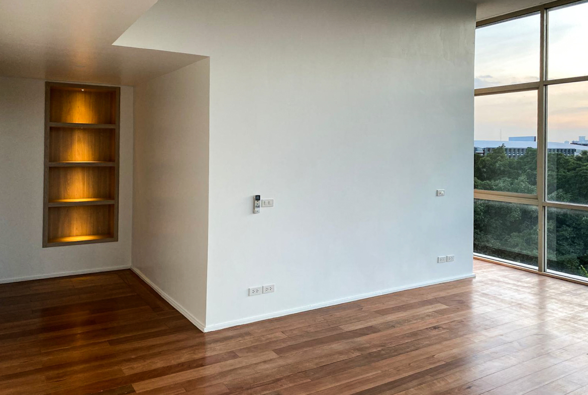 Luxury 5 Bedroom Penthouse for Rent in Phra Khanong – 375 sqm with Stunning Green Views