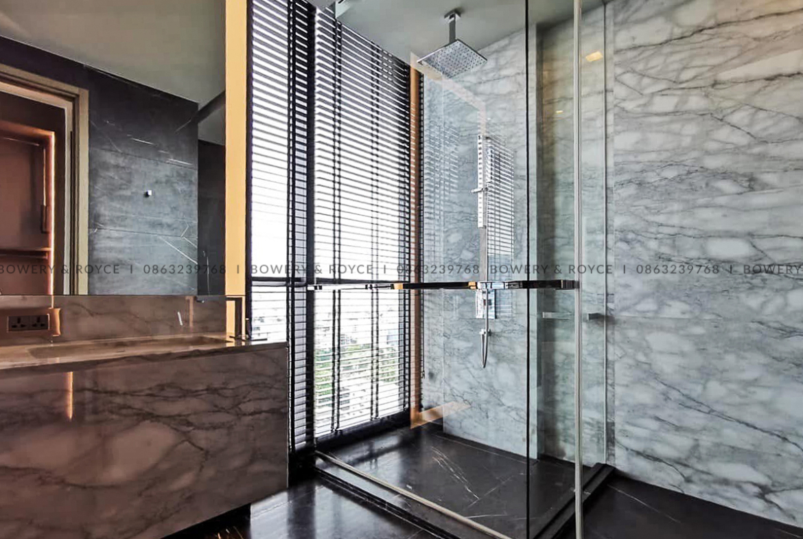 two-bedroom-condo-for-rent-for-sale-at-the-monument-thonglor-1