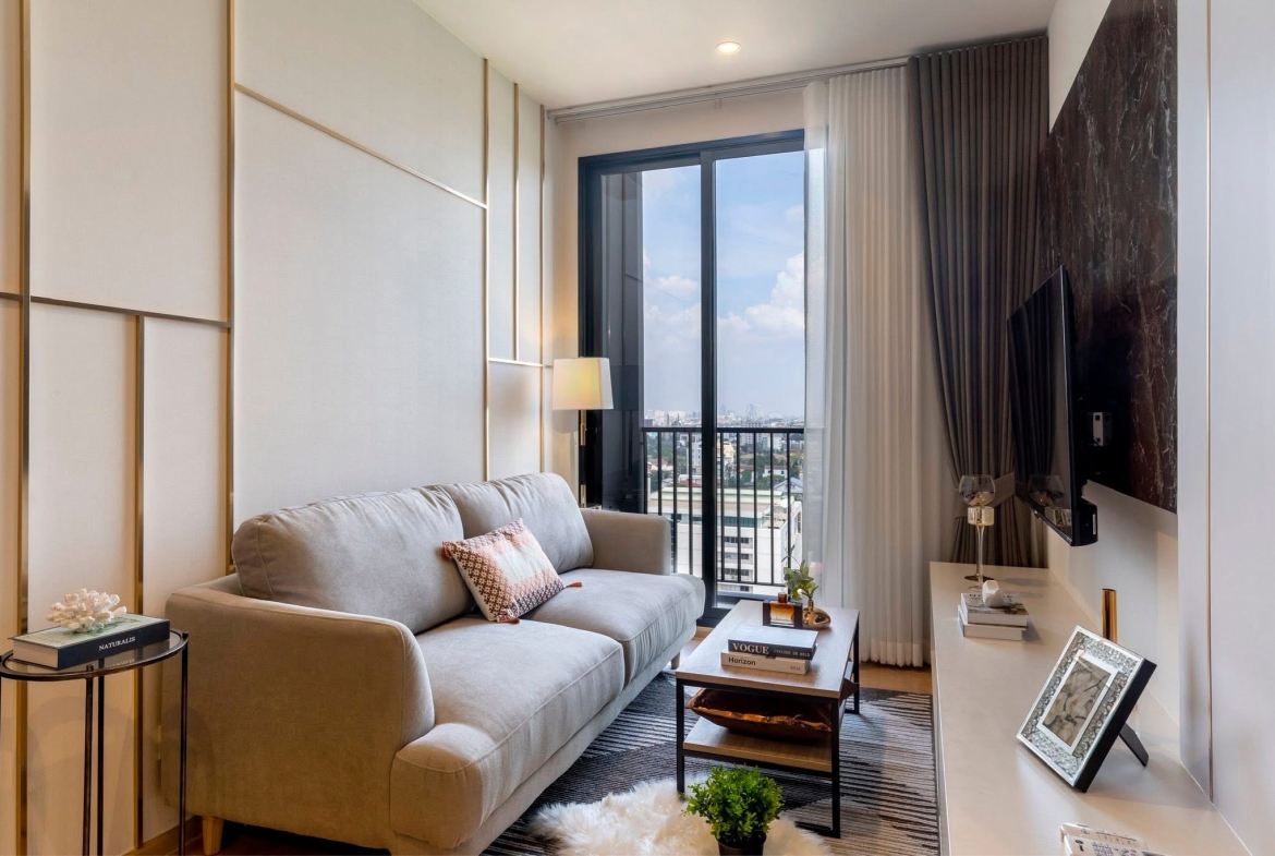 For rent: 2-bedroom, 2-bathroom condo at MARU Ekkamai 2, 55 sqm on the 12A floor. Pet-friendly. Fully furnished with luxury design. Rent: 55,000 THB (with pets) / 50,000 THB (no pets). Exceptional facilities.