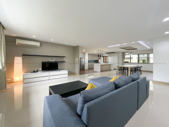 Spacious 3-Bedroom Pet-Friendly Apartment for Rent in Prime Thong Lor Location