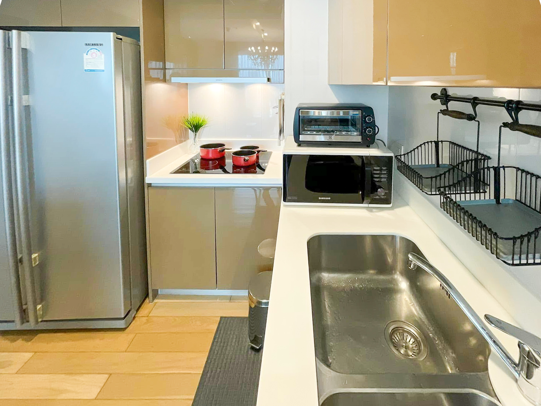 Luxury 2-bedroom condo at SIRI at Sukhumvit for rent and sale. Just 2 minutes walk to BTS Thong Lor. 24th floor with pool view, fully furnished, modern design. Rent 65,000 THB/month or buy for 15.5M THB.