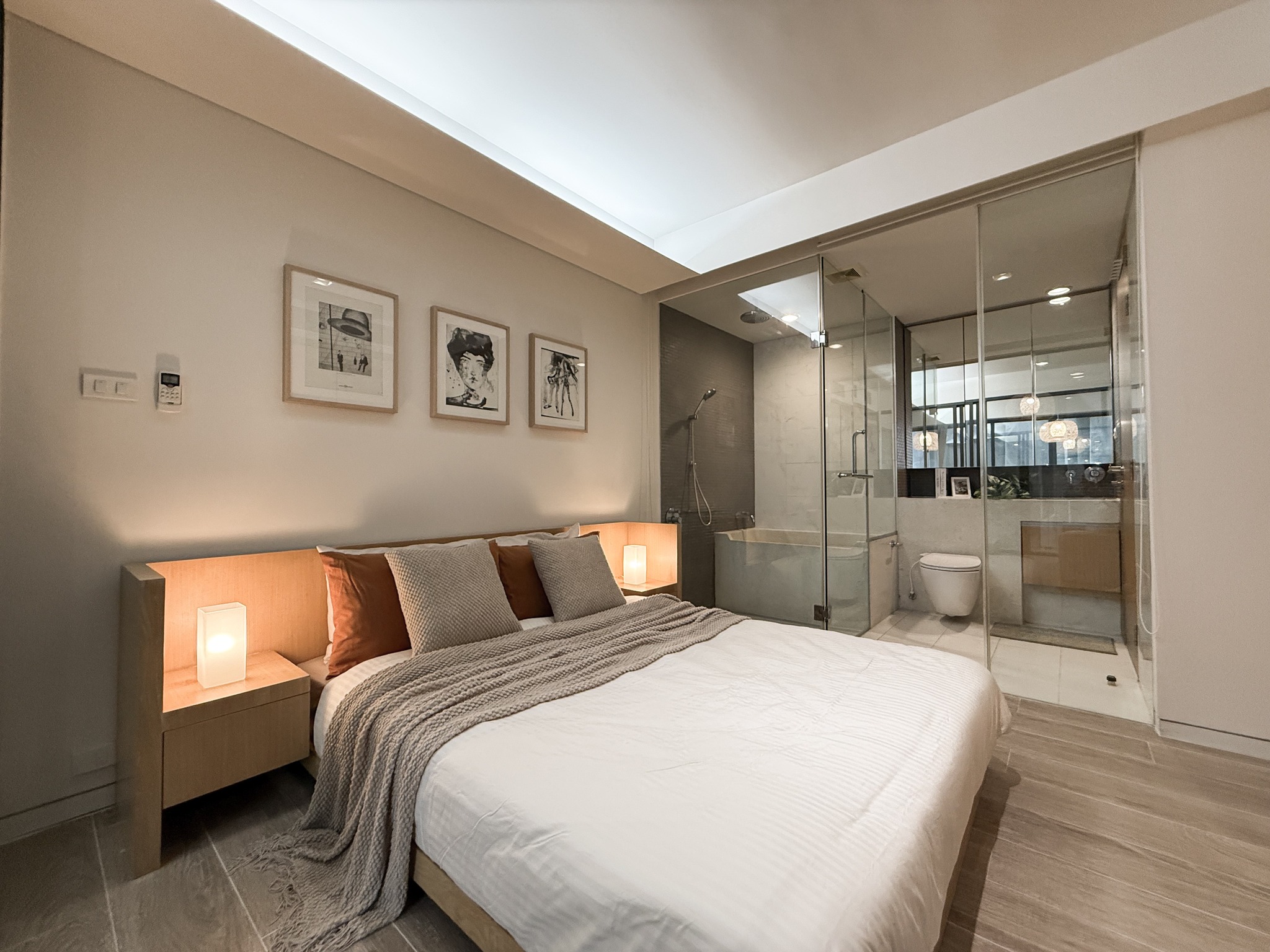 Stylish 1-bedroom condo for rent at Siamese Gioia Sukhumvit 31. 50 sqm with Japanese bathtub, full kitchen, and modern decor. Great location near Phrom Phong BTS. Rent: 26,000 THB/month.