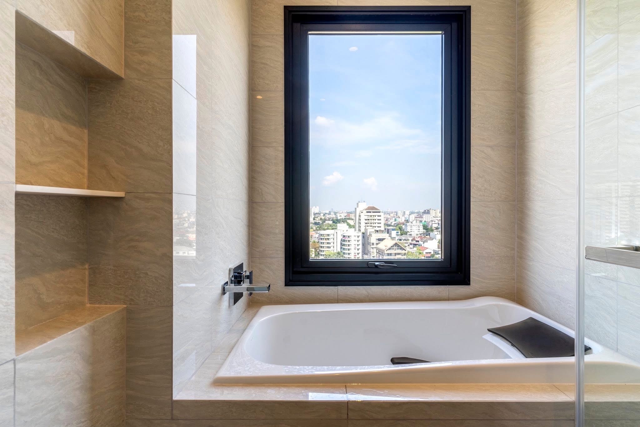 For rent: 2-bedroom, 2-bathroom condo at MARU Ekkamai 2, 55 sqm on the 12A floor. Pet-friendly. Fully furnished with luxury design. Rent: 55,000 THB (with pets) / 50,000 THB (no pets). Exceptional facilities.