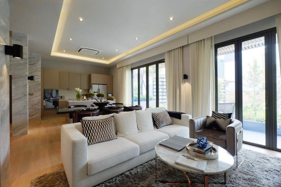 Pet-Friendly 4 Bed House for Rent in Ekkamai Sukhumvit 65 with Rooftop Garden – 500+ SQM