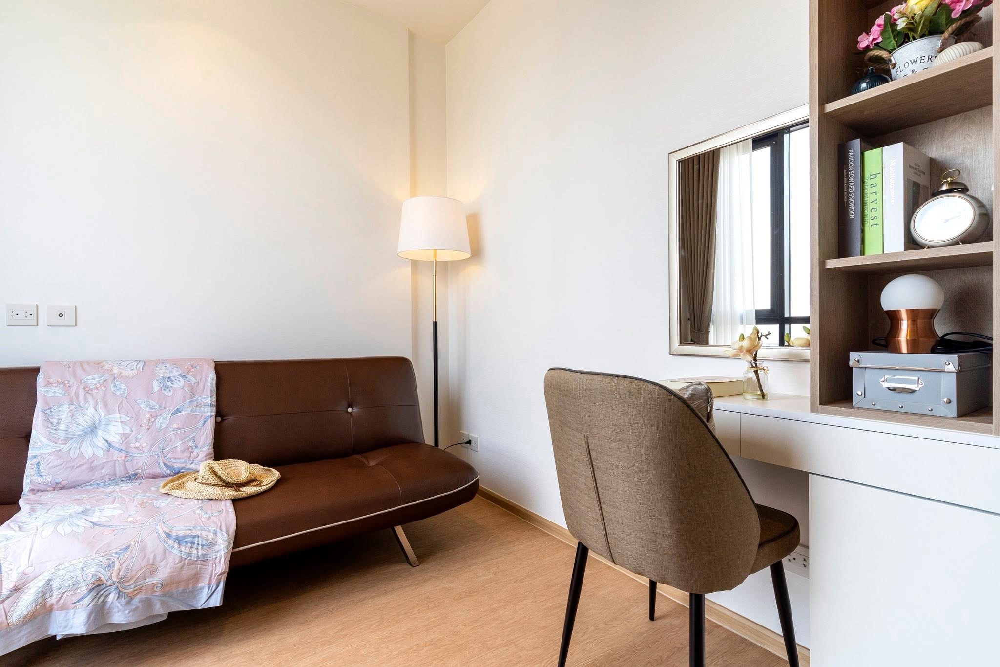 For rent: 2-bedroom, 2-bathroom condo at MARU Ekkamai 2, 55 sqm on the 12A floor. Pet-friendly. Fully furnished with luxury design. Rent: 55,000 THB (with pets) / 50,000 THB (no pets). Exceptional facilities.