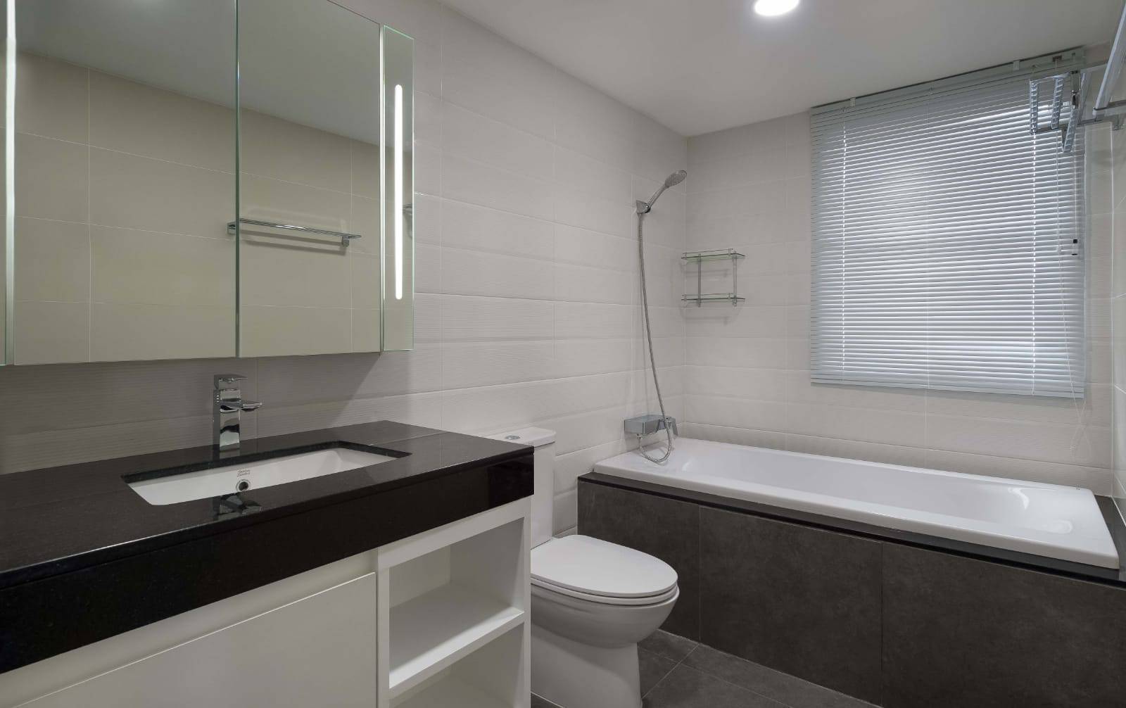 For Rent: Spacious 2-Bedroom Condo in Tranquil Sukhumvit 26, Near BTS Phrom Phong For Rent: Spacious 2-Bedroom Condo in Tranquil Sukhumvit 26, Near BTS Phrom Phong