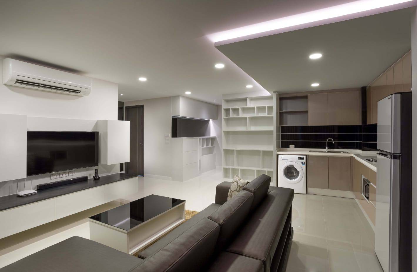For Rent: Spacious 2-Bedroom Condo in Tranquil Sukhumvit 26, Near BTS Phrom Phong For Rent: Spacious 2-Bedroom Condo in Tranquil Sukhumvit 26, Near BTS Phrom Phong