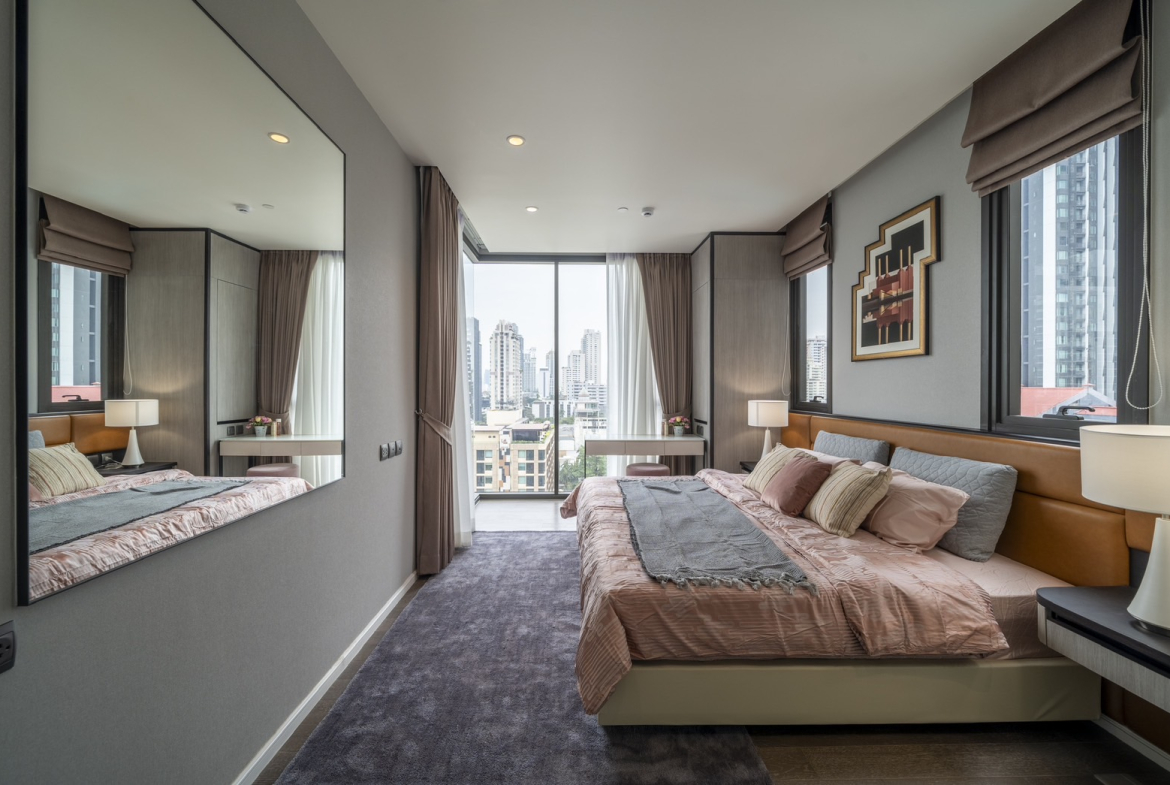 Luxury 2-Bed 2-Bath Condo for Rent & Sale in Muniq Sukhumvit 23 – Pet Friendly