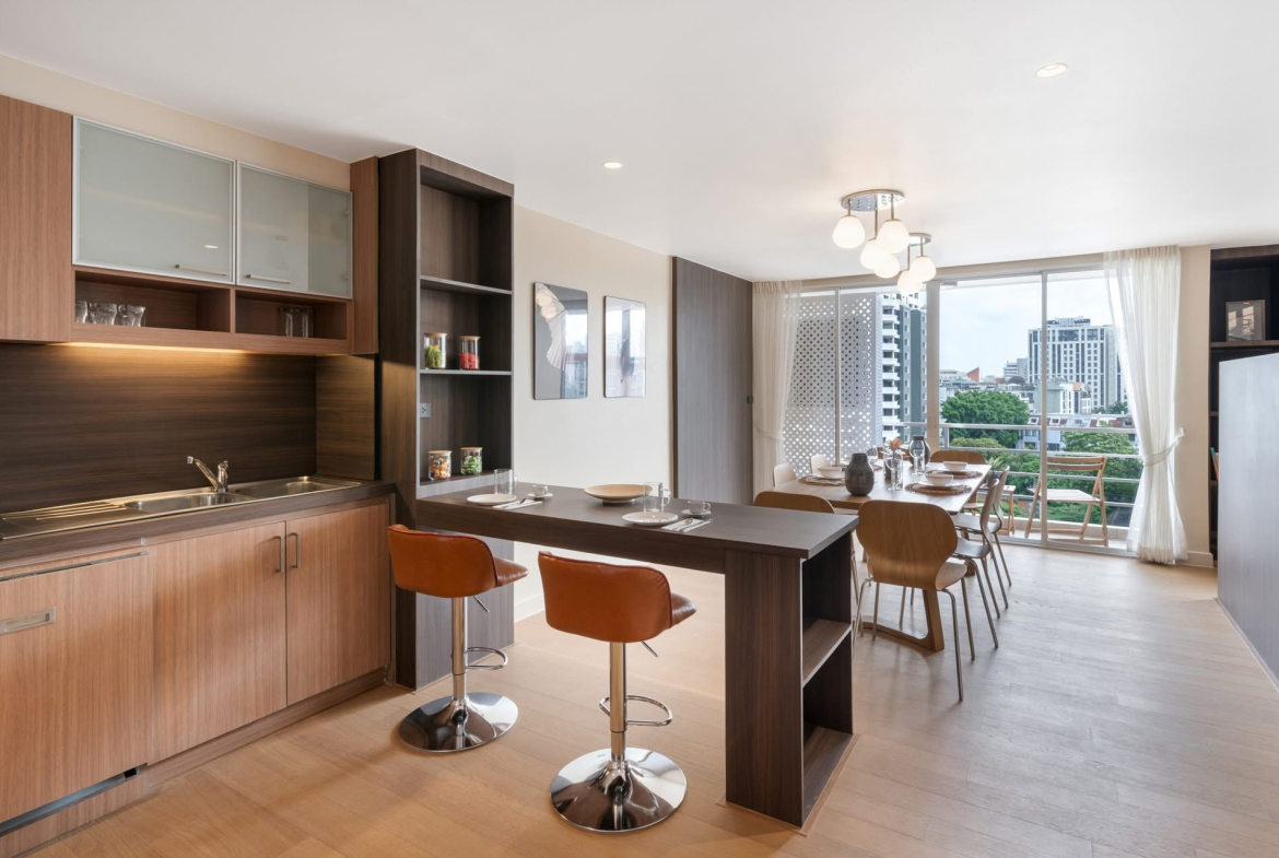 Modern 2-Bedroom Apartment for Rent in Sukhumvit 49 Thong Lor BTS