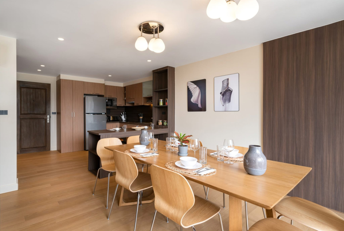 Modern 2-Bedroom Apartment for Rent in Sukhumvit 49 Thong Lor BTS