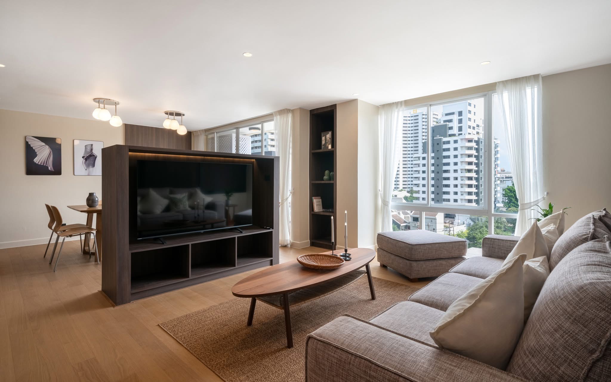 Modern 2-Bedroom Apartment for Rent in Sukhumvit 49 Thong Lor BTS Modern 2-Bedroom Apartment for Rent in Sukhumvit 49 Thong Lor BTS