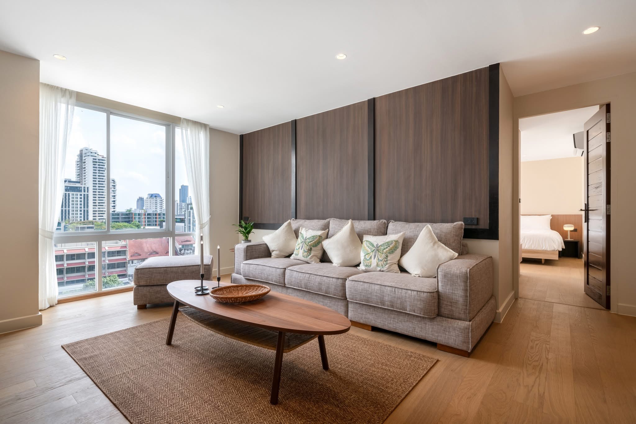 Modern 2-Bedroom Apartment for Rent in Sukhumvit 49 Thong Lor BTS Modern 2-Bedroom Apartment for Rent in Sukhumvit 49 Thong Lor BTS