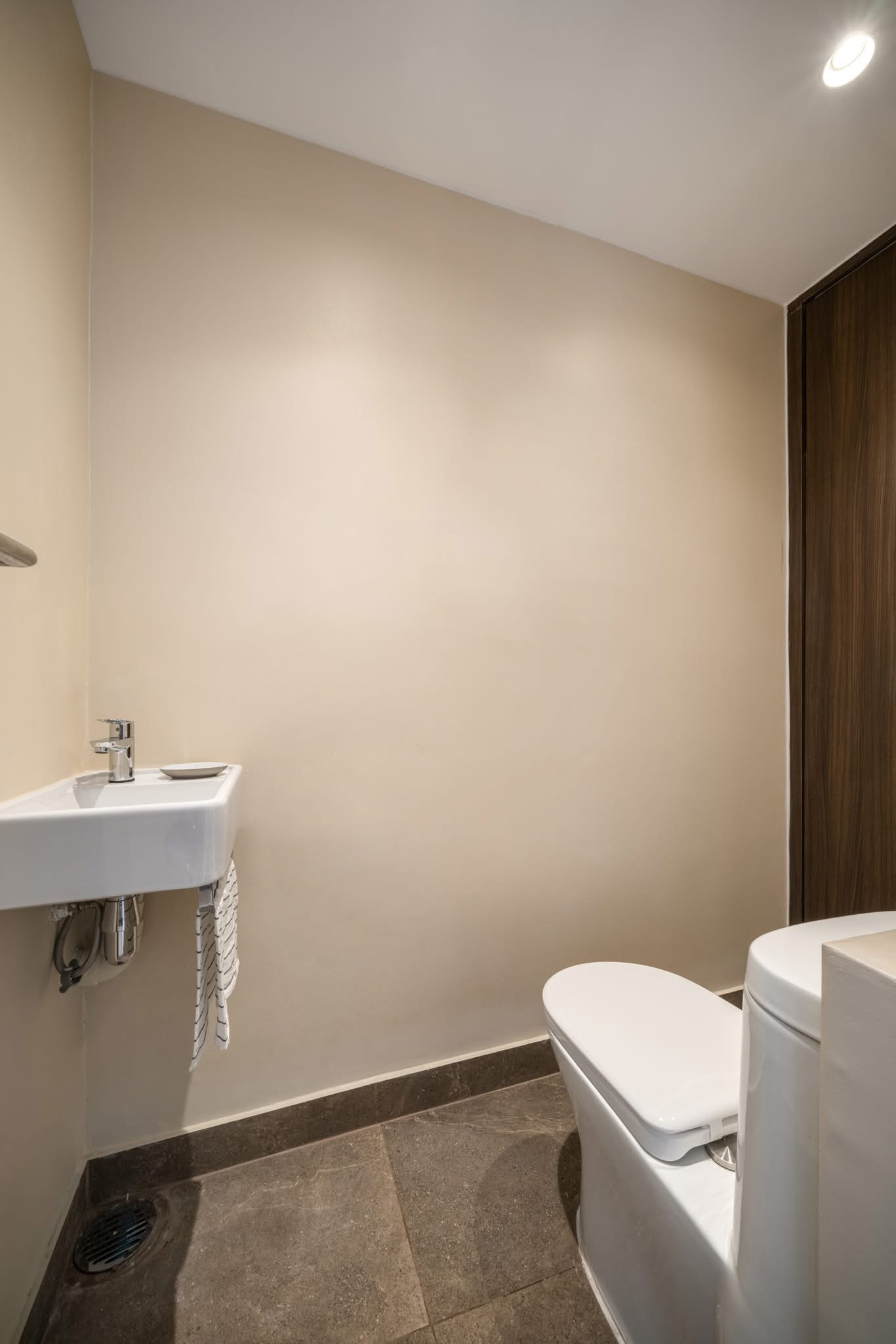 IMG_7985 Modern 2-Bedroom Apartment for Rent in Sukhumvit 49 Thong Lor BTS