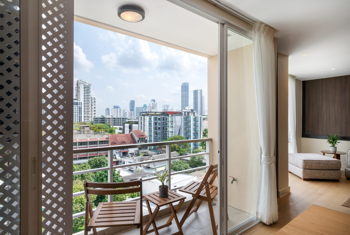 Modern 2-Bedroom Apartment for Rent in Sukhumvit 49 Thong Lor BTS
